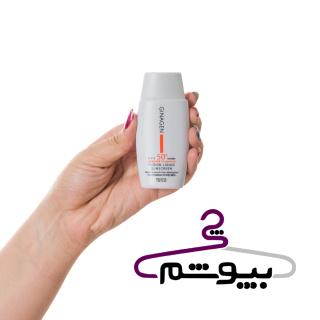 ضد آفتاب بی رنگ ژیناژن مدل Fusion liquid مناسب پوست چرب 50 میلی لیتر